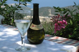 В 2022 году резко вырос экспорт вина из Греции